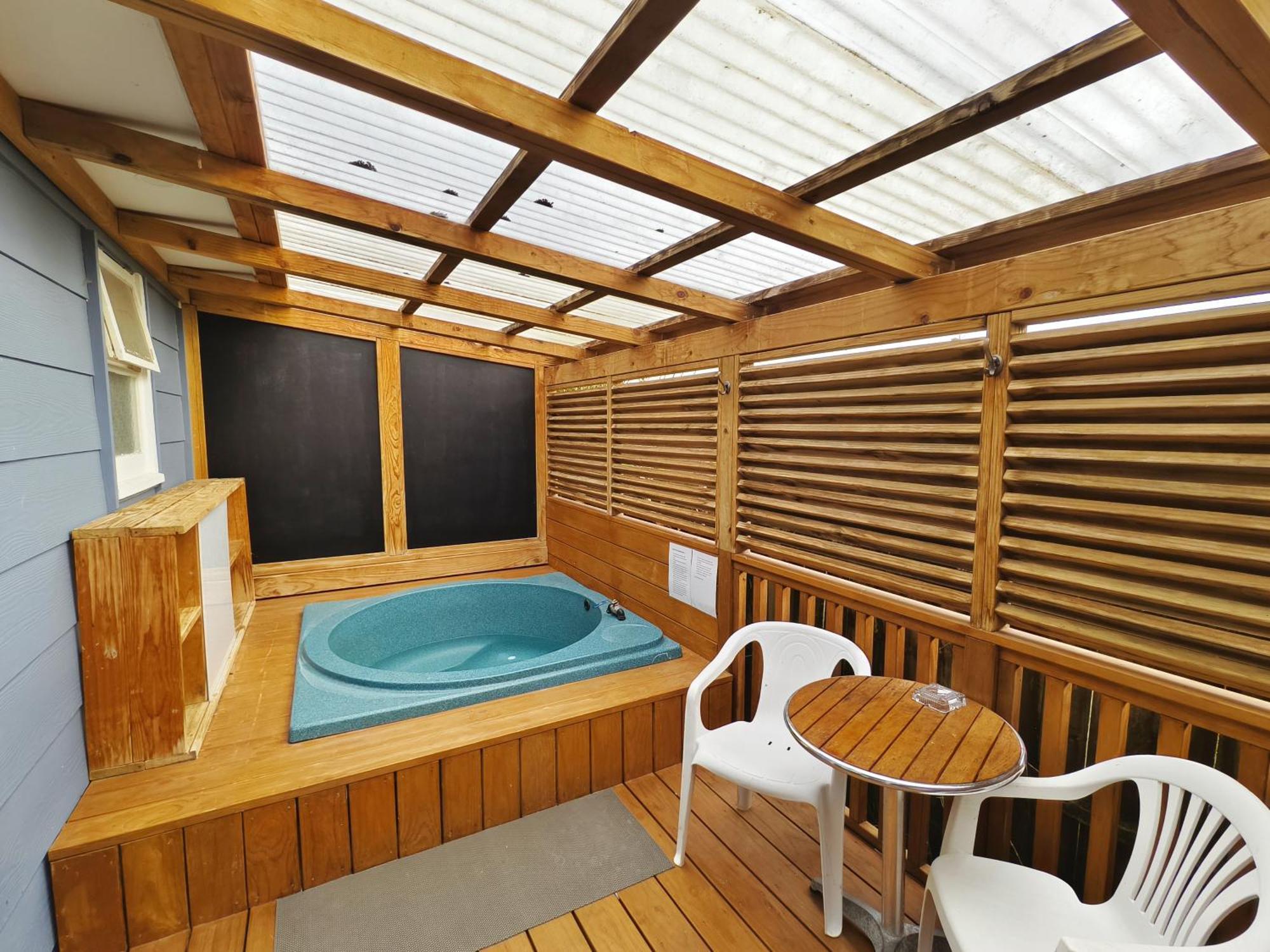 Parakai Geothermal Motel Экстерьер фото