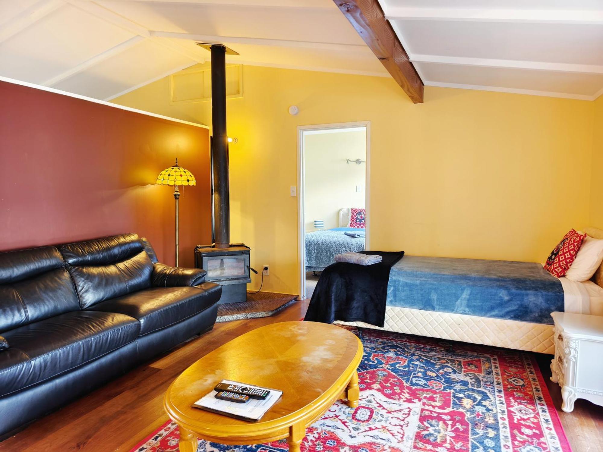 Parakai Geothermal Motel Экстерьер фото