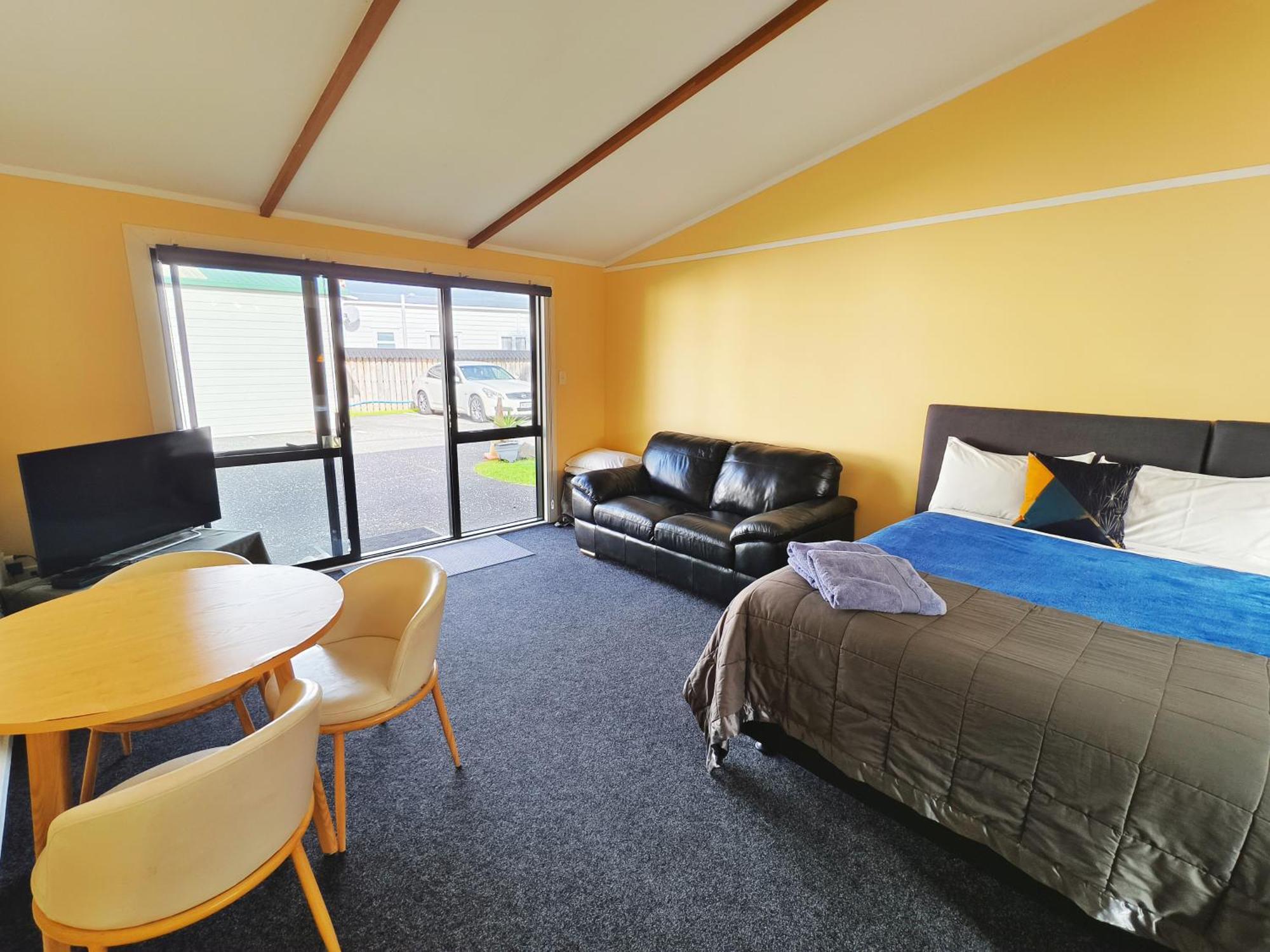 Parakai Geothermal Motel Экстерьер фото